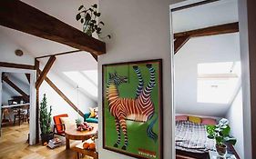 Happy Moments Apartments